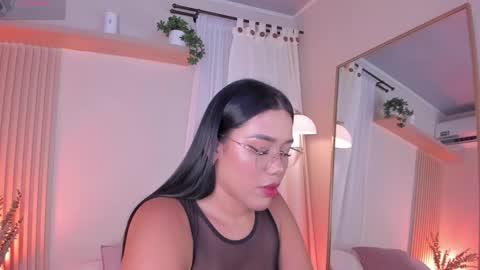 Mara  online show from March 2026 06:58:01 PM