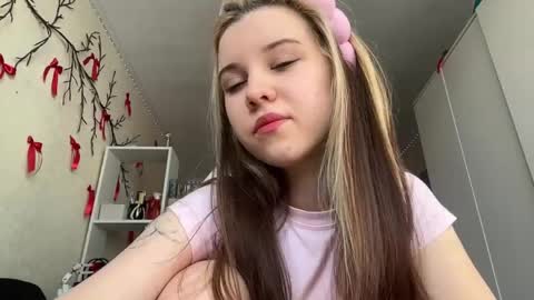 Kelly online show from May 2026 02:17:02 AM