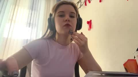 Kelly online show from May 2026 02:19:02 AM