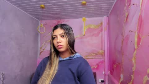 Snapshot of maraluna_ chatting on June 2026 11:54:01 AM Maraluna online show from June 2026 11:54:01 AM