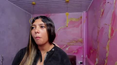 Snapshot of maraluna_ chatting on July 2026 01:38:01 PM Maraluna online show from July 2026 01:38:01 PM