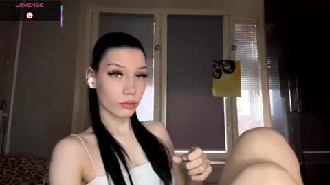 Snapshot of marandawerling chatting on October 2025 06:17:01 AM Elizaveta online show from October 2025 06:17:01 AM