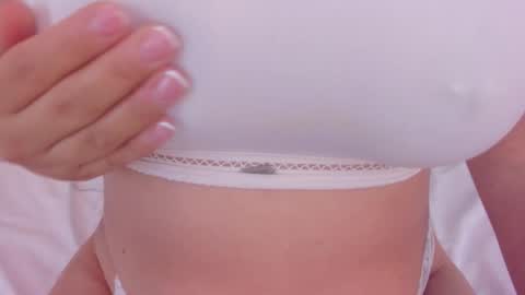 Snapshot of maraowen chatting on November 2025 12:04:01 PM Mara online show from November 2025 12:04:01 PM