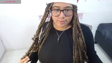 Mara Silk online show from December 2025 03:18:02 PM