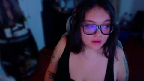 Snapshot of marcela2101s chatting on October 2025 08:27:02 PM marcela2101s online show from October 2025 08:27:02 PM