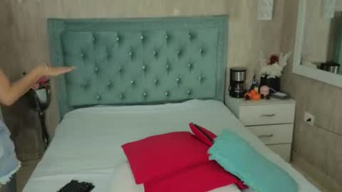 Snapshot of marcelaa_fox chatting on July 2026 11:33:02 PM Marcela online show from July 2026 11:33:02 PM