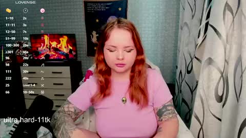 Snapshot of marcelinepeach chatting on May 2026 08:54:01 AM Sara online show from May 2026 08:54:01 AM
