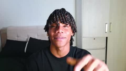 Snapshot of marcelo_dosantos77 chatting on February 2026 04:34:02 PM MARCELO online show from February 2026 04:34:02 PM