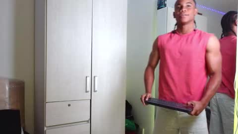 Snapshot of marcelo_dosantos77 chatting on February 2026 06:04:01 PM MARCELO online show from February 2026 06:04:01 PM