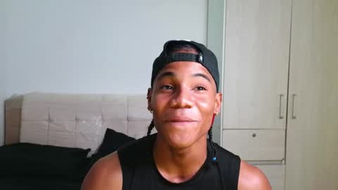 Snapshot of marcelo_dosantos77 chatting on February 2026 06:42:01 PM MARCELO online show from February 2026 06:42:01 PM