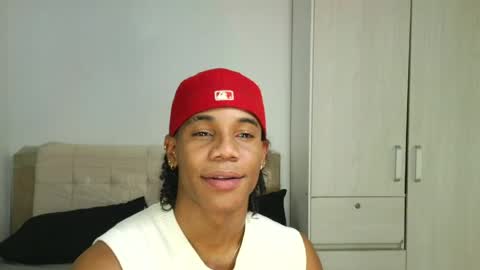 Snapshot of marcelo_dosantos77 chatting on May 2026 09:53:01 PM MARCELO online show from May 2026 09:53:01 PM