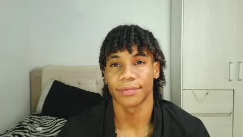 Snapshot of marcelo_dosantos77 chatting on May 2026 10:27:01 PM MARCELO online show from May 2026 10:27:01 PM