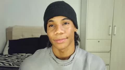 Snapshot of marcelo_dosantos77 chatting on May 2026 10:16:02 PM MARCELO online show from May 2026 10:16:02 PM
