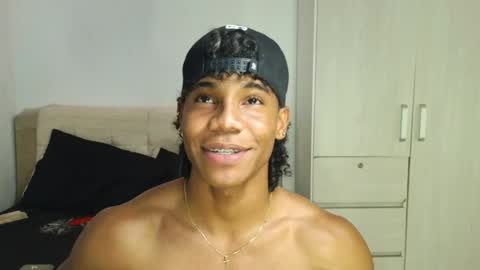Snapshot of marcelo_dosantos77 chatting on June 2026 07:30:01 PM MARCELO online show from June 2026 07:30:01 PM