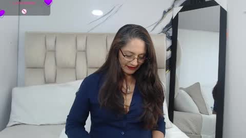 Snapshot of marciamuller chatting on April 2026 01:31:02 PM Martha online show from April 2026 01:31:02 PM