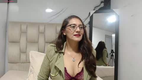 Snapshot of marciamuller chatting on May 2026 12:46:02 PM Martha online show from May 2026 12:46:02 PM