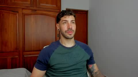 Snapshot of marco_tahani_ chatting on May 2026 01:17:01 PM Marco IG marco tahani online show from May 2026 01:17:01 PM