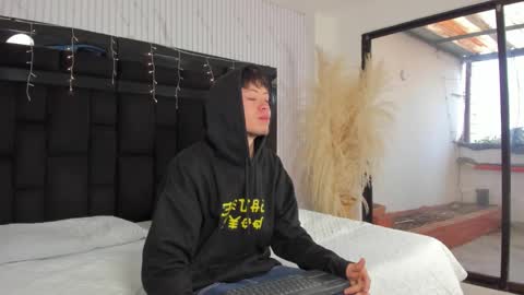 Snapshot of marcuscollins1_ chatting on February 2026 12:20:01 PM Marcus online show from February 2026 12:20:01 PM