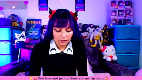 Snapshot of marcy_neko chatting on April 2026 05:30:01 PM Marceline online show from April 2026 05:30:01 PM