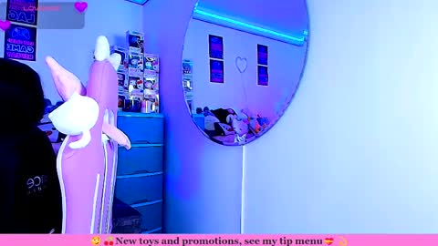Snapshot of marcy_neko chatting on June 2026 12:18:01 PM Marceline online show from June 2026 12:18:01 PM