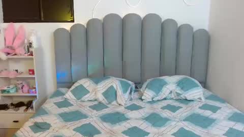 marenka  online show from June 2026 03:25:01 AM