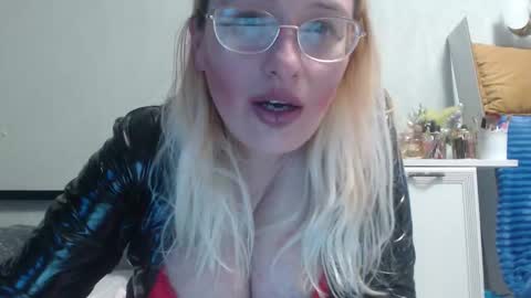 margo_shine online show from February 2026 01:59:01 PM