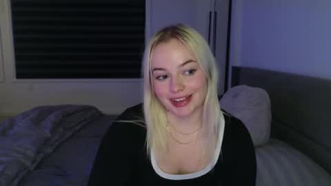 margot_robbie7 online show from November 2025 12:32:01 AM