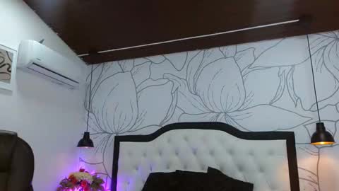 Margot  online show from March 2026 12:43:02 PM