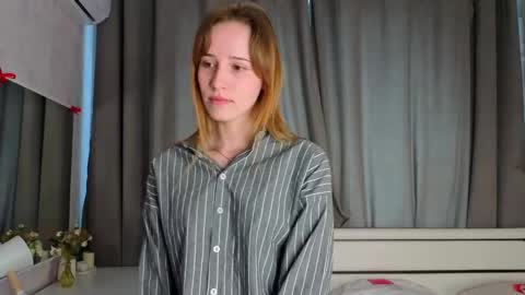 Snapshot of margretlanglo chatting on April 2026 05:19:01 AM Rita online show from April 2026 05:19:01 AM