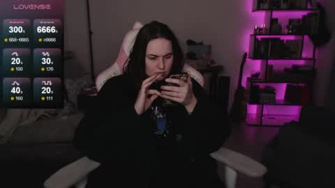 mari moore online show from March 2026 03:23:01 AM