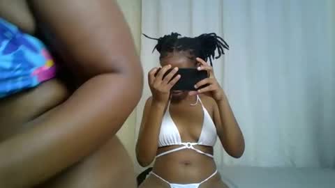 Snapshot of maria_dally chatting on December 2024 04:42:01 AM maria_dally online show from December 2024 04:42:01 AM