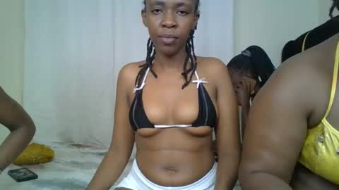 Snapshot of maria_dally chatting on December 2024 08:38:01 PM maria_dally online show from December 2024 08:38:01 PM