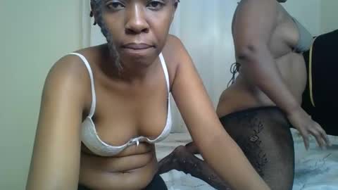 Snapshot of maria_dally chatting on December 2024 11:29:02 AM maria_dally online show from December 2024 11:29:02 AM