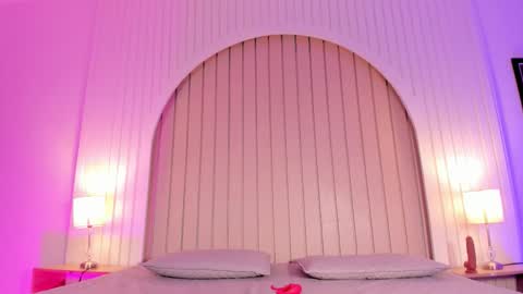 Snapshot of maria_gil chatting on February 2026 12:43:02 PM Maria online show from February 2026 12:43:02 PM