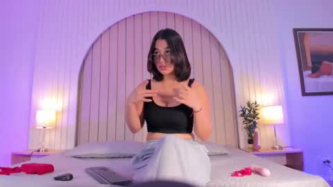 Snapshot of maria_gil chatting on February 2026 11:33:01 AM Maria online show from February 2026 11:33:01 AM