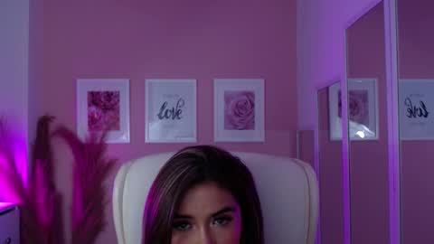 Snapshot of maria_jones chatting on December 2024 02:11:01 PM Instagram soymj01 online show from December 2024 02:11:01 PM