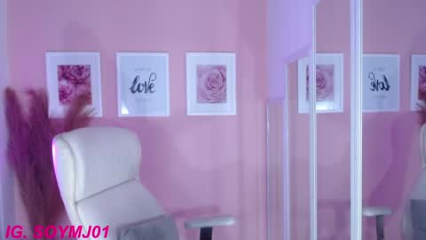 Snapshot of maria_jones chatting on December 2024 12:12:02 PM Instagram soymj01 online show from December 2024 12:12:02 PM