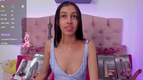 Snapshot of maria_skinny_ chatting on February 2025 07:49:01 PM My name is Valentina online show from February 2025 07:49:01 PM