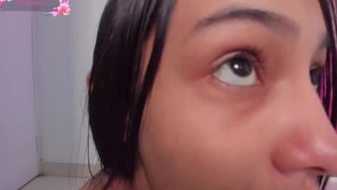 Snapshot of maria_skinny_ chatting on February 2025 07:19:02 PM My name is Valentina online show from February 2025 07:19:02 PM
