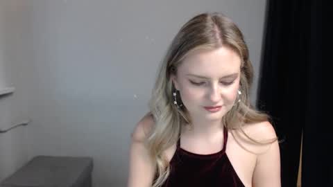 Maria  3 online show from December 2024 01:20:02 PM