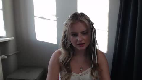 Maria  3 online show from January 2025 01:21:02 PM