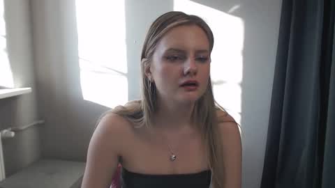 Maria  3 online show from February 2025 01:11:02 PM