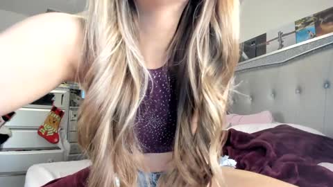 Pinkkitty online show from December 2025 10:17:02 PM