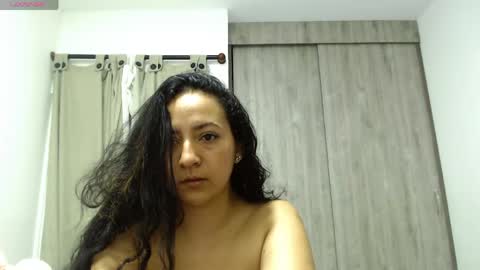 Snapshot of mariamualata chatting on May 2026 12:07:01 AM mariamualata online show from May 2026 12:07:01 AM