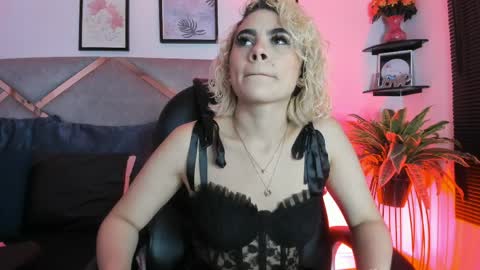 Marian online show from April 2026 07:03:02 PM