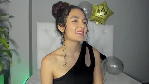 Marian online show from December 2024 04:38:01 PM