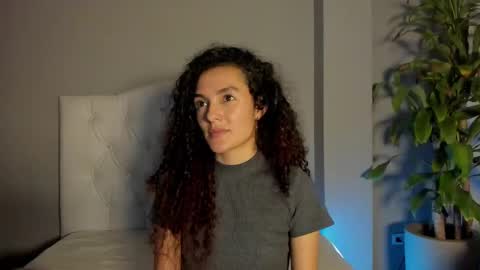 Marian online show from January 2025 04:04:02 AM