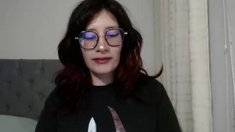 Mariana online show from January 2025 10:19:01 PM