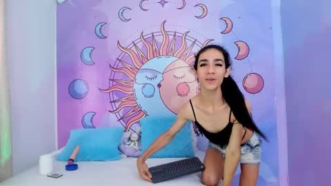mariana_16_ online show from December 2025 04:12:02 PM
