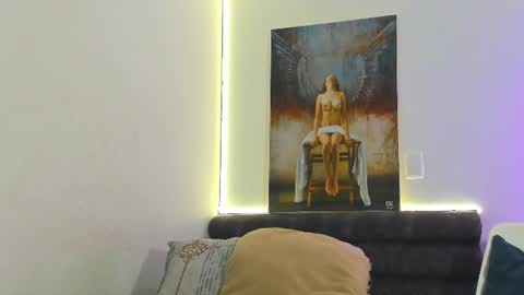 Snapshot of mariana_aangel chatting on July 2026 12:31:01 PM Mariana Angel online show from July 2026 12:31:01 PM